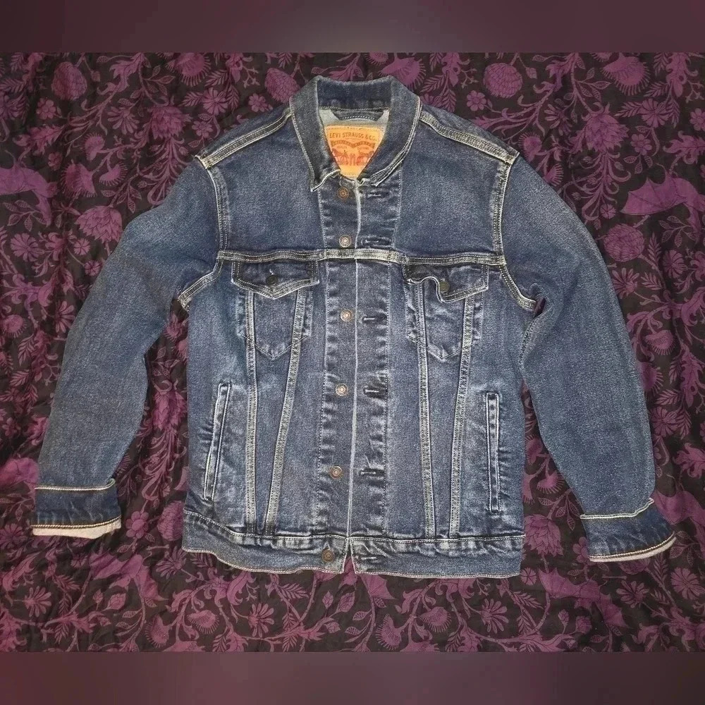 Levi's Women's Jean Jacket Dark Wash Denim Button Up Small